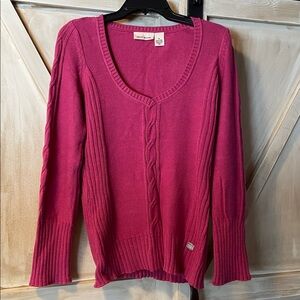 DKNY Jeans V-neck sweater Size Medium Pink.